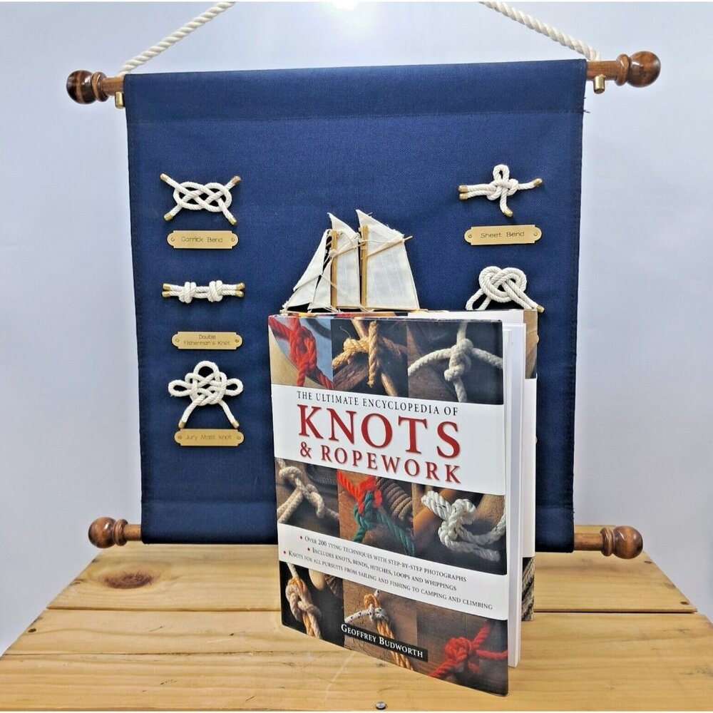 The Ultimate Encyclopedia of Knots and Ropework-Budworth-Bluenose Knots Scroll